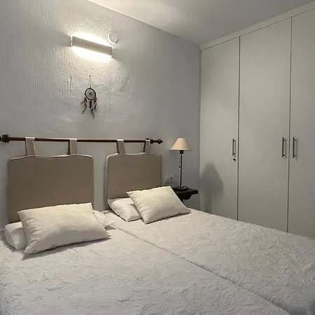 Apartment With A Great Terrace, Sea And Land Views *